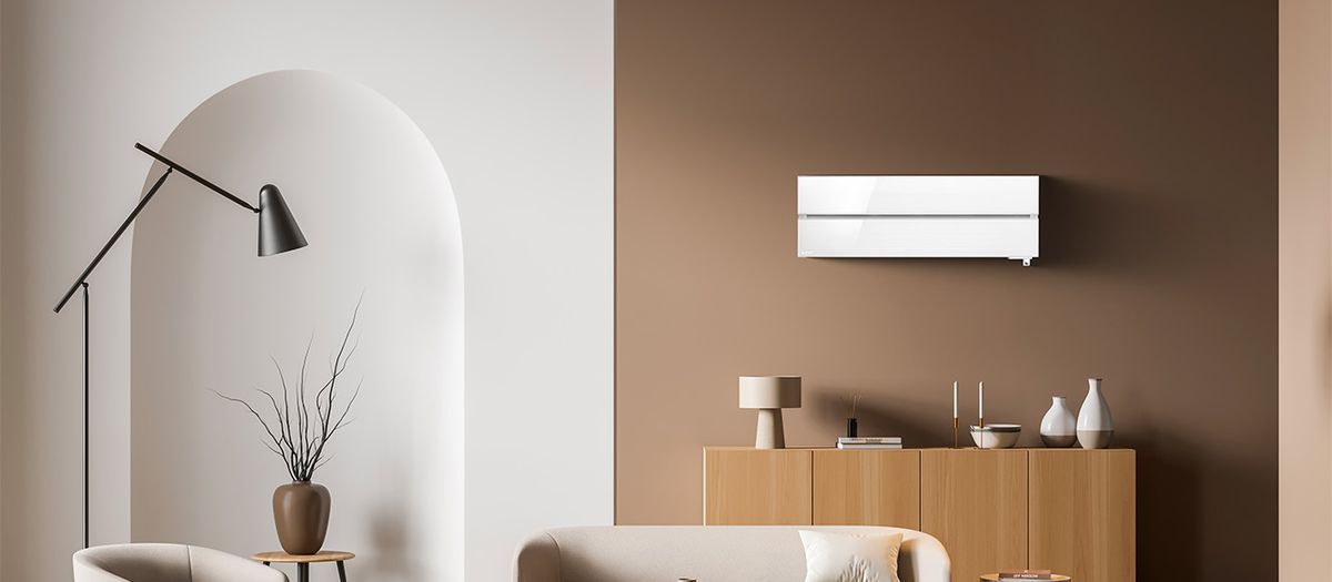 Climatiseur mural Mitsubishi Electric Kirigamine MSZ-LN dans un salon — visuel Mitsubishi Electric